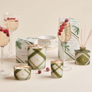 Frasier Fir? Frosted Plaid Petite Reed Diffuser