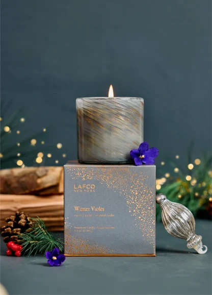 Winter Violet Classic Candle