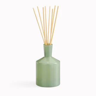 Fresh Cut Gardenia Classic Reed Diffuser